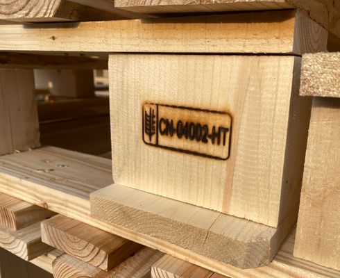 سعر جيد لوحات ذات وجه واحد غير مدخنة خشب الصنوبر الجديد لوحات معيارية أوروبية الانترنت